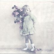 2066-Girl-With-Flowers-Sagen-Vintage-Design.JPG